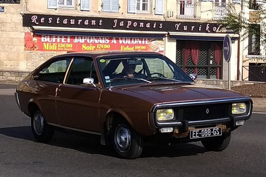 Renault 15